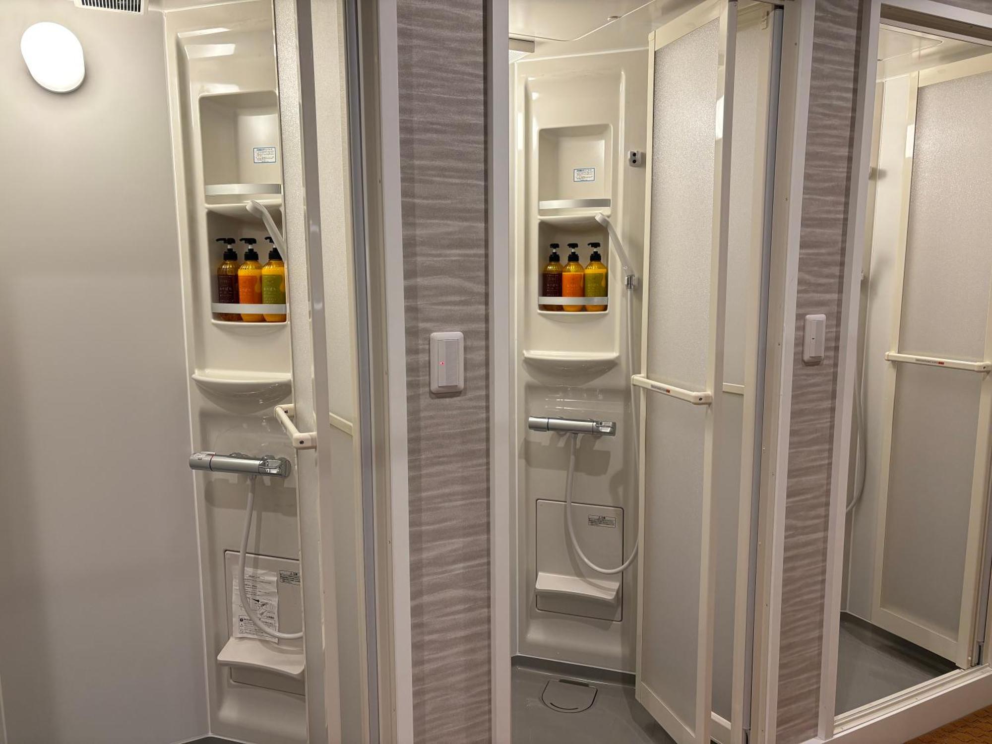 Capsule Hotel Нагасаки Экстерьер фото