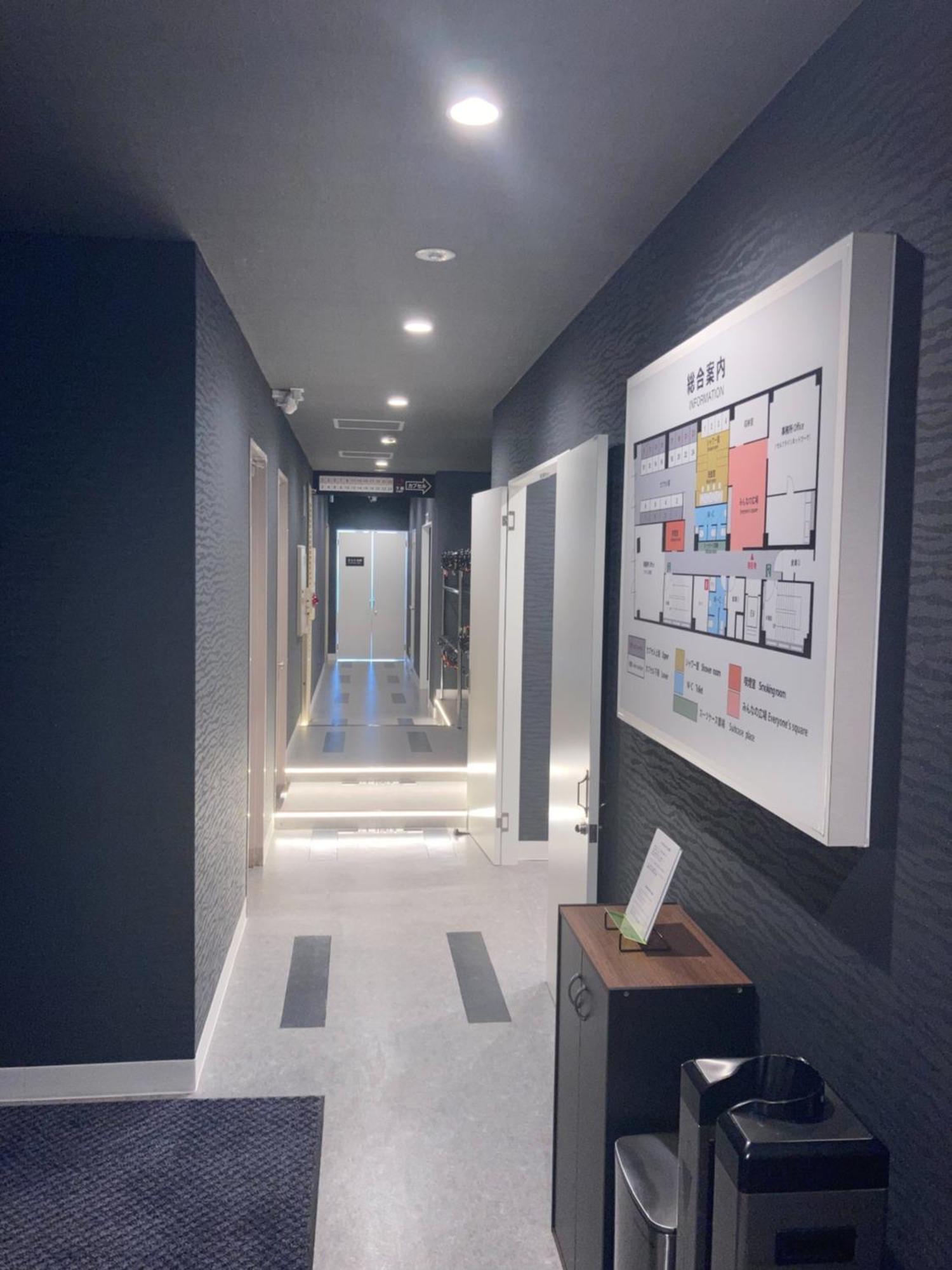 Capsule Hotel Нагасаки Экстерьер фото